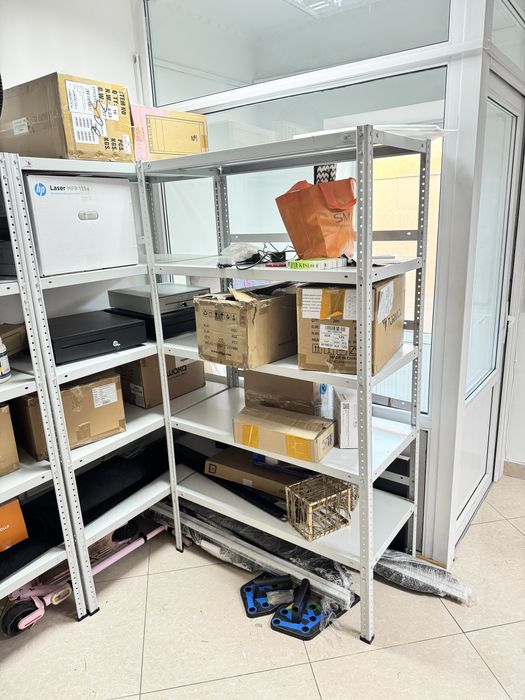 Продам складские стеллажи.