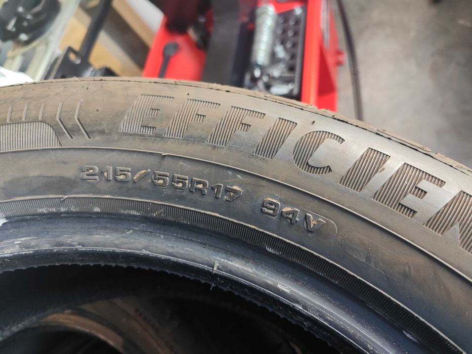 2бр.летни гуми 215/55/17 Bridgestone