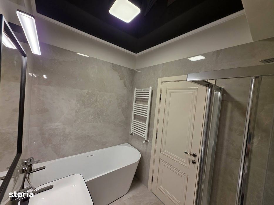 Apartament cu 3 camere de vanzare tip penthouse, Valea Lupului