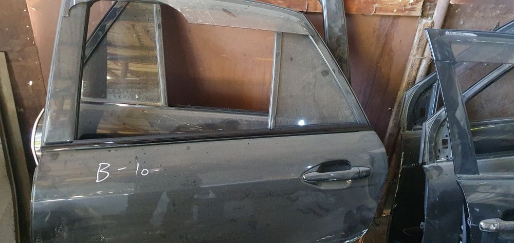 Молдинг дверей Lexus Rx 330,350.