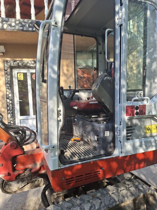 Vand excavator takeuchi