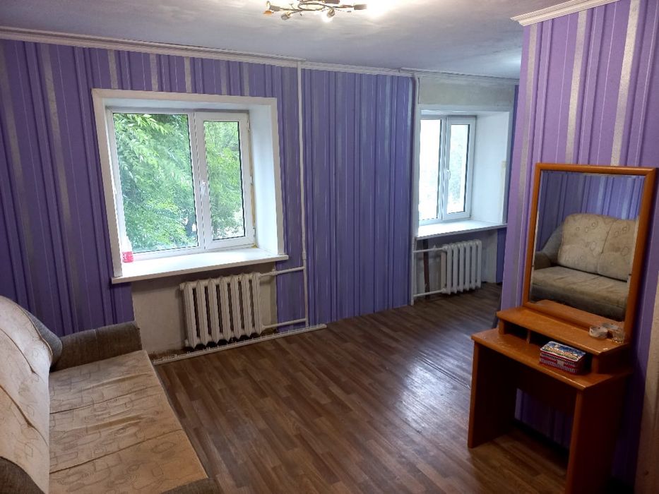 Комнату в малосемейном общежитии