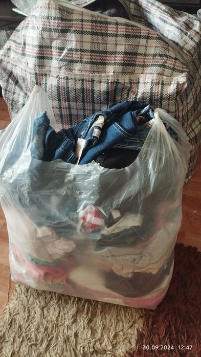 Оде5 на мальчика и девочку