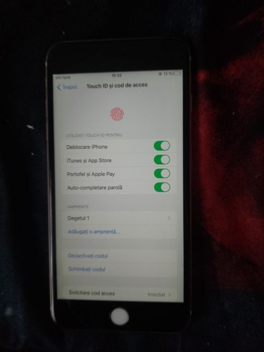 Vând iPhone 6s plus