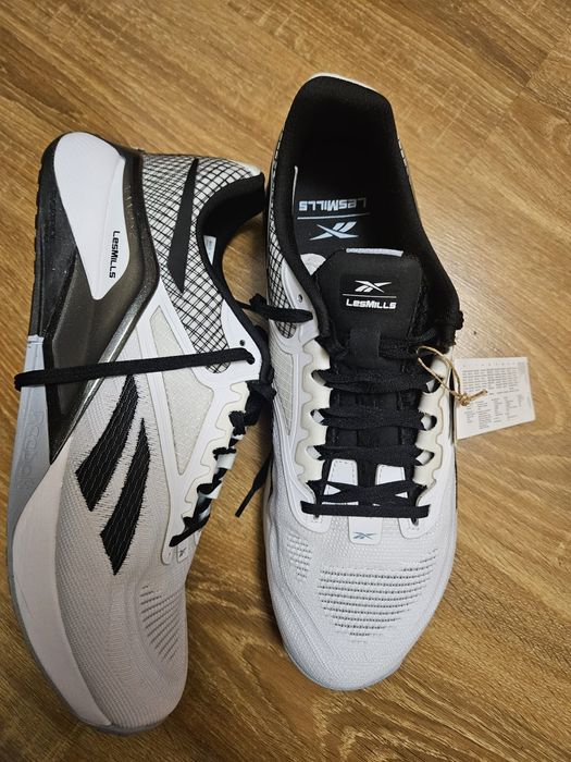 Vând adidași Reebok mărimea 45 noi cu eticheta