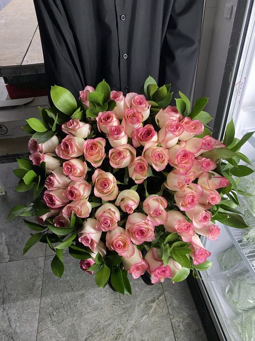 Цветы свежие/ 51 роза
