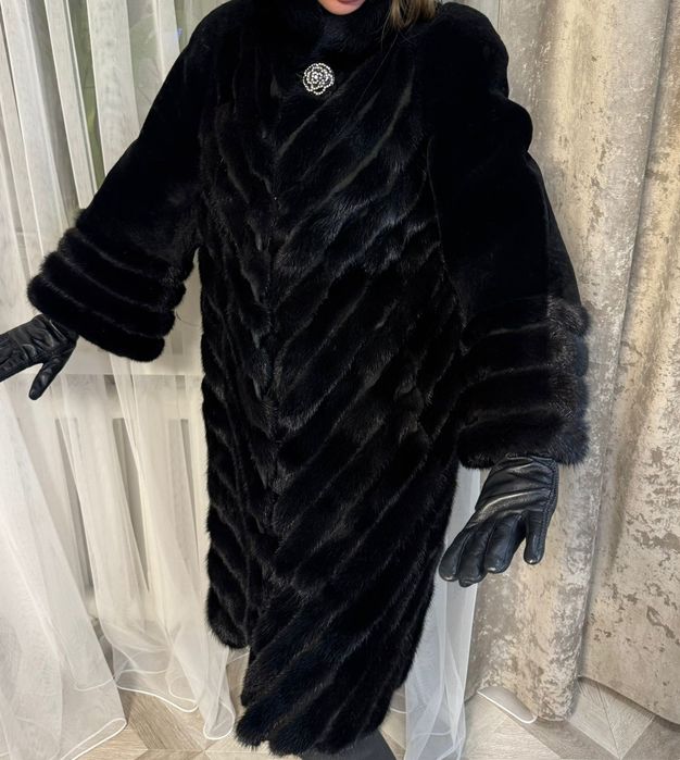 Верхняя женская одежда