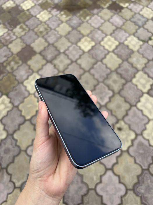 Продаётся Apple iPhone 14 128 ГБ