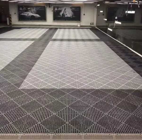 Пластиковые плитки для пола высокого качества