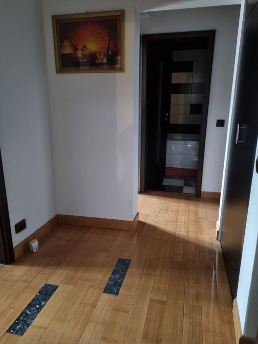 Închiriez apartament 2 camere