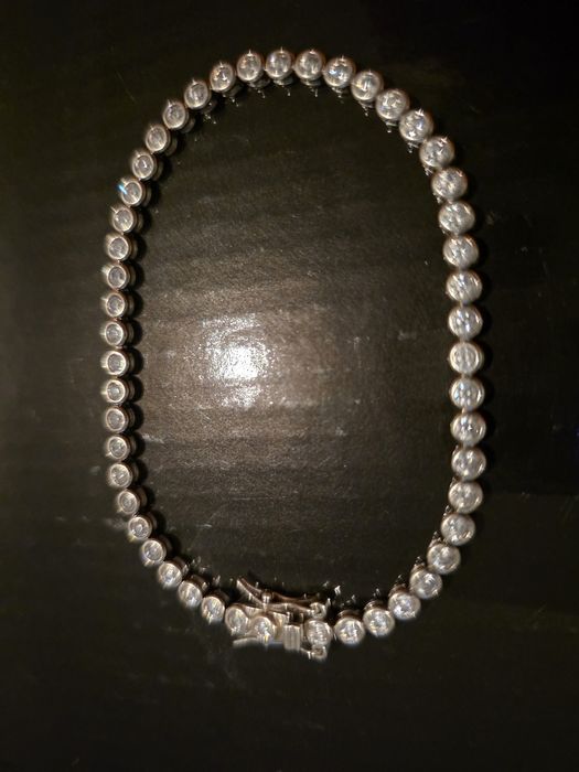 Se vând obiectele din imagini.