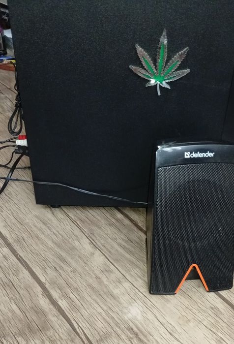 Колонки в отличном состоянии