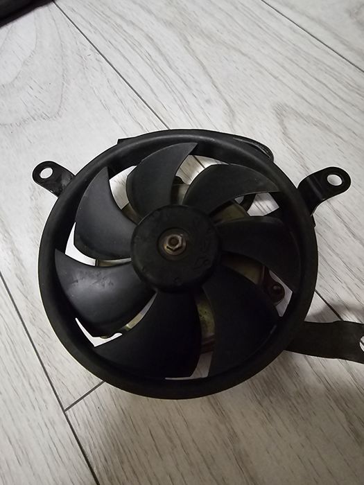 Ventilator Yamaha FZ8