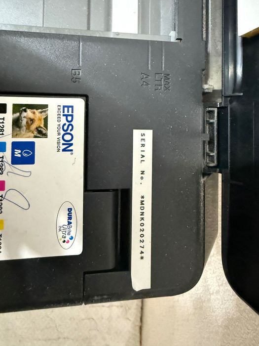 Продам цветной принтер EPSON SX125