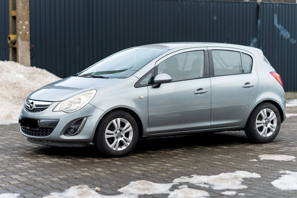 Opel Corsa 2012 1.3