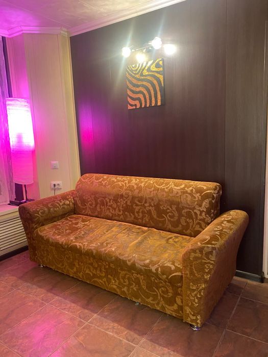 Продам диван б/у