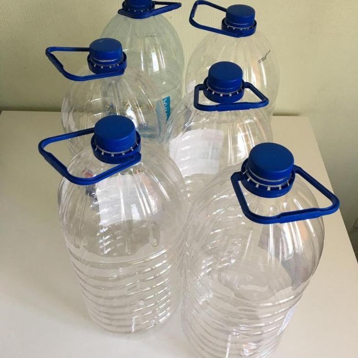 5 л,бутылки пластиковые