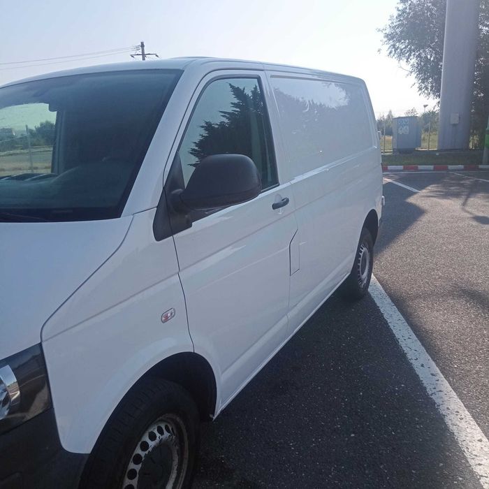 Volkswagen Transporter T5 2.0 TDI 102 CP | AC | 2014 | 370.143 km