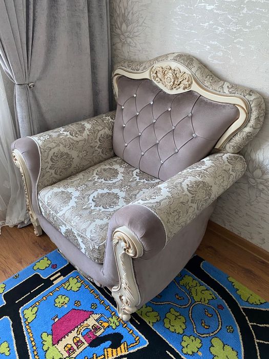 Мягкий уголок для гостиной