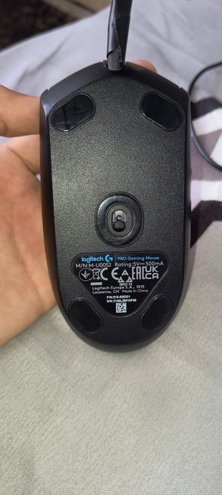 Vânde mouse Logitech pro hero