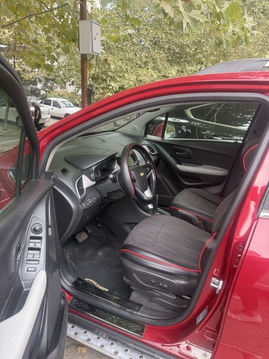 Продается машина Трекер