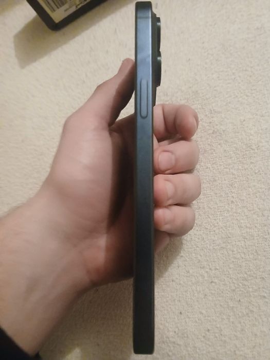 iPhone 15 pro max 100% baterie