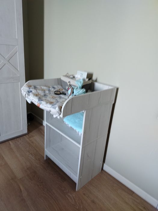 Продам пеленальный стол. Новый.