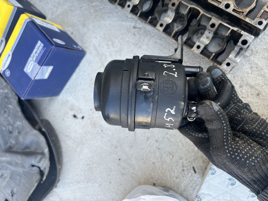 Продам б/у запчасти на BMW e39