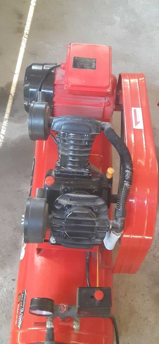 компрессор без шумни 75Л