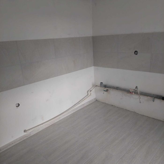 Vand apartament 3 camere