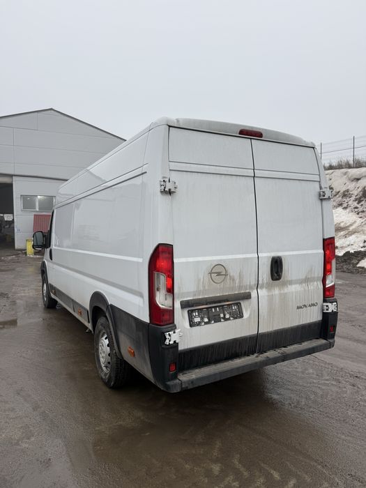 Opel Movano (nu peugeot boxer, fiat ducato)