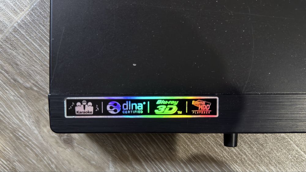 Blu-ray / DVD плеер LG BD650K