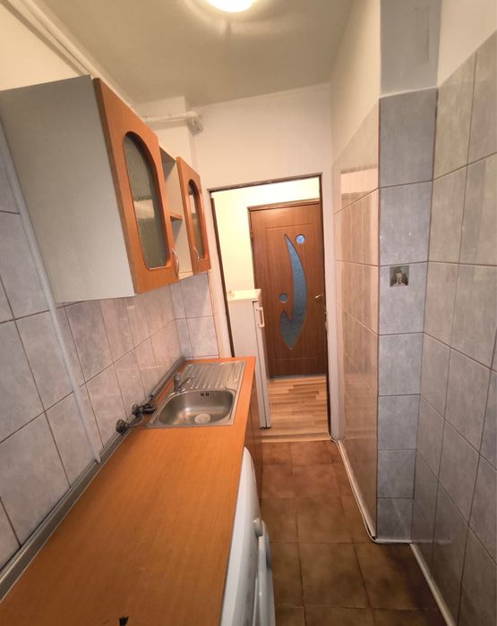 Ofer spre inchiriere apartament 2 camere Micro 9, pret negociabil