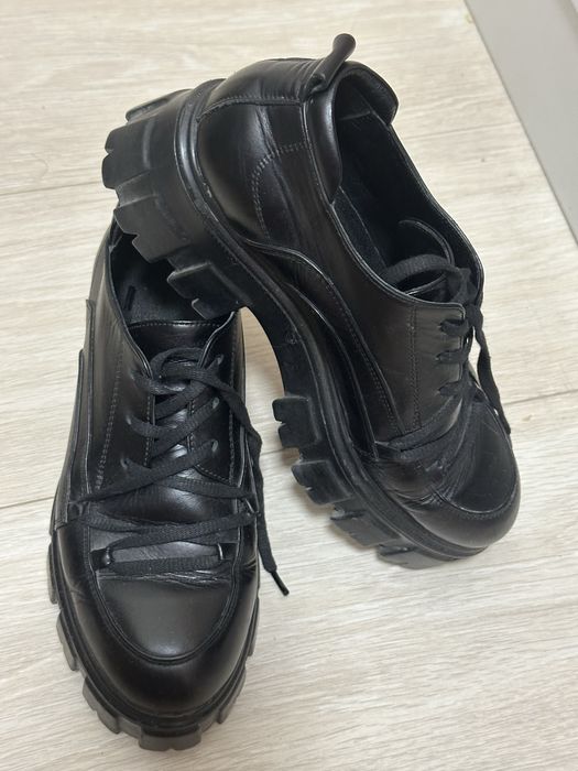 Продам женские лоферы