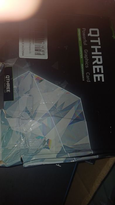 NVIDIA GeForce GT 210 с 1GB DDR3 памет и 64-битова шина.