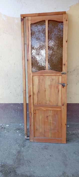 Сотилади:ешик,велик ,