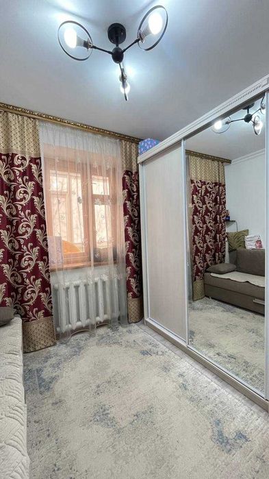 Продам 4 комнатную малая Алия