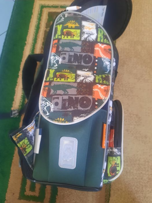 Продаётся школьный рюкзак для мальчика 
Аб