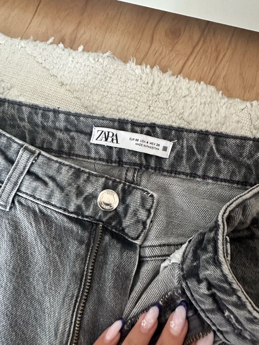 Тъмно сиви mom fit дънки