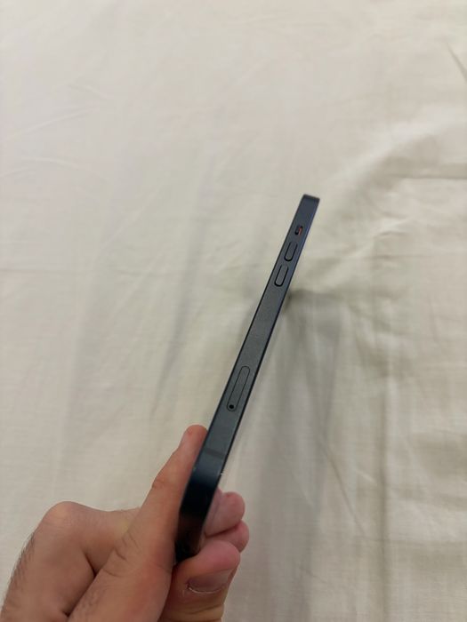 iphone 13 simplu albastru