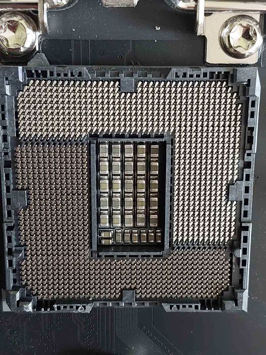 Gigabyte Z590 Aorus Pro AX Wi-Fi