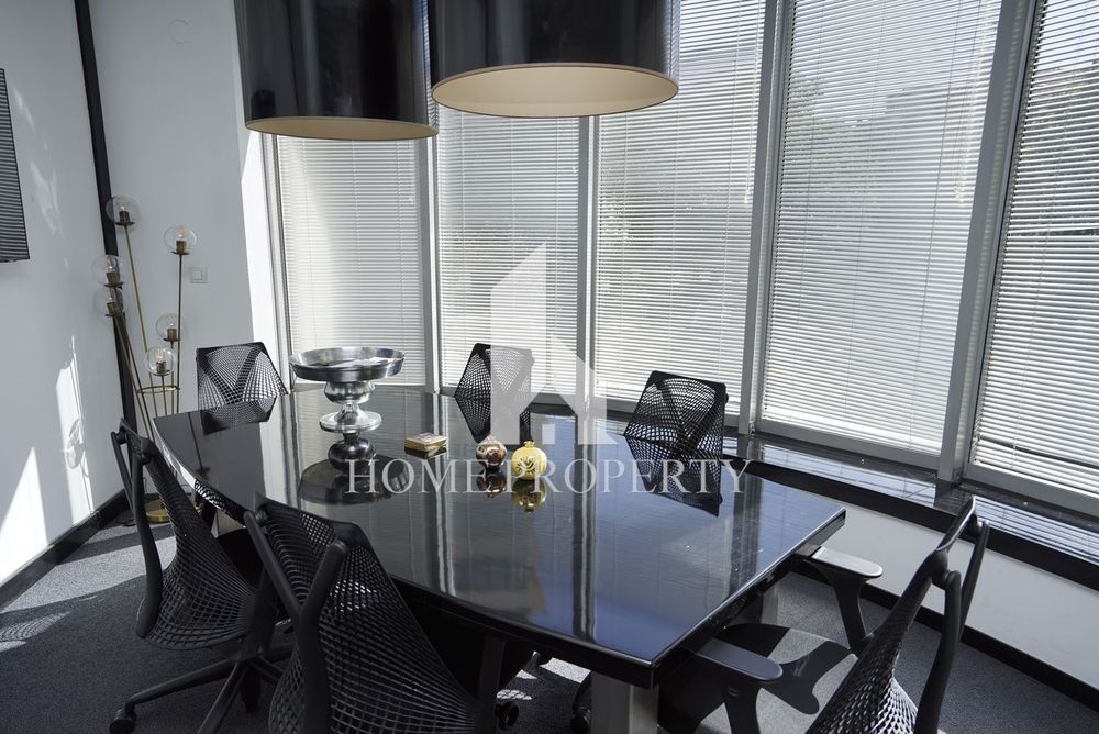 Дава се под наем Офис в София, Център - 100 кв.м за 1600 € - Снимка #9