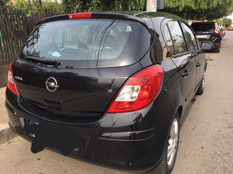 Proprietar opel  corsa d 1.2 benzina