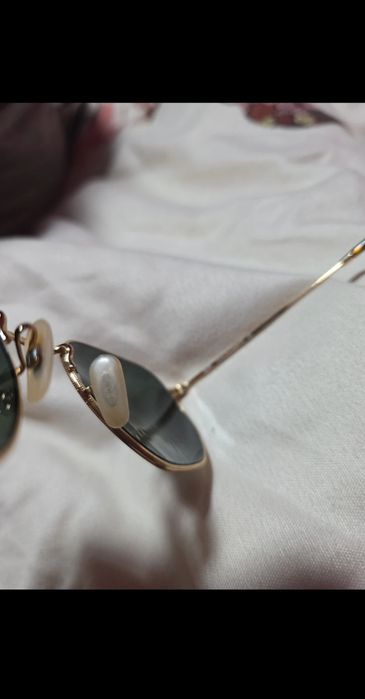 Vand ochelari ray.ban noi