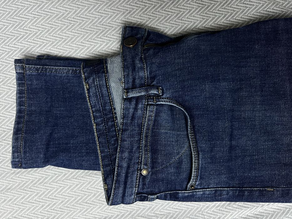 Продам джинсы, Massimo Dutti