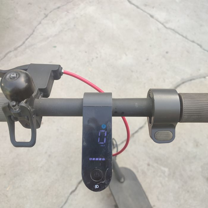 Самокат xiaomi   .