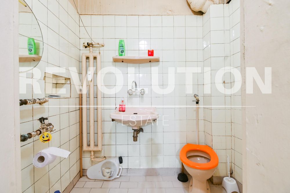 Продава се Тристаен апартамент в София, Яворов - 83 кв.м за 3856 €/кв.м - Снимка #11