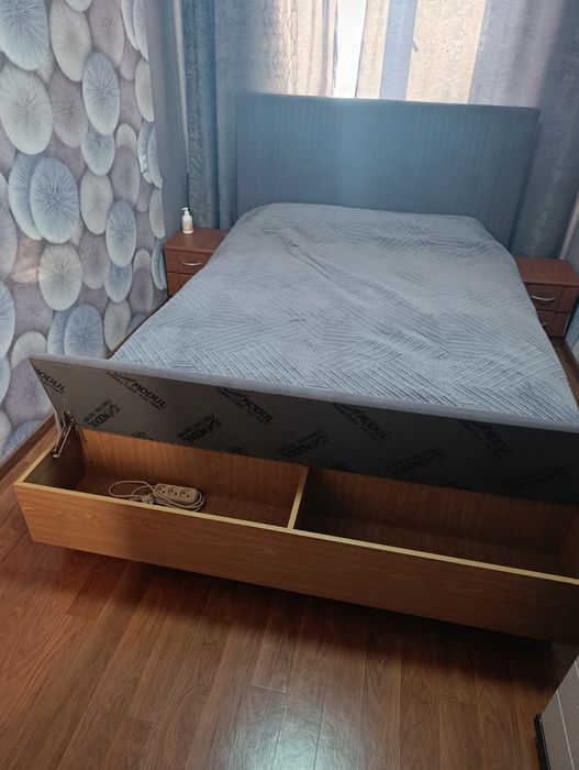 Продам кровать двуспальная