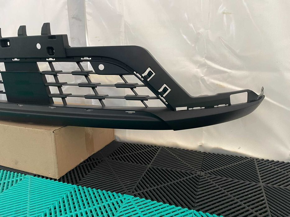 Spoiler grila inferioara bara fata Renault Arkana nou original Renault