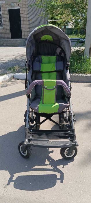 Коляска для ребенка с ДЦП